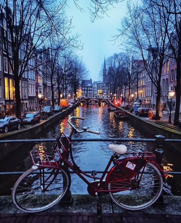 Amsterdam-Best Instagram by @amsterdam_special - Leidsegracht