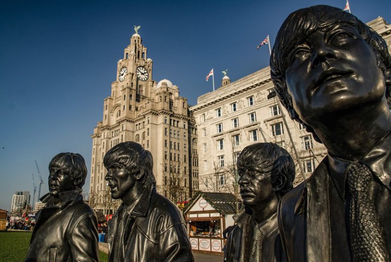 Liverpool Stadtpläne mit Sehenswürdigkeiten zum Download auf planative.net - (c) atanaspaskalev auf pixabay.com