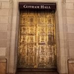 Wo liegt Gotham City und woher stammt der Name?