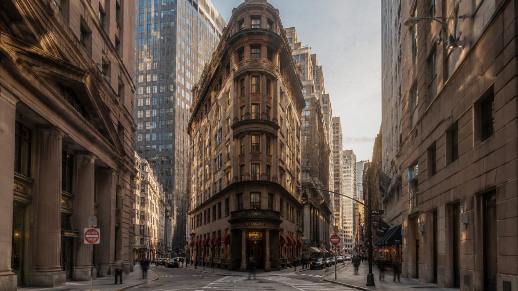 Beaver Building am 1 Wall Street Court in Manhattan, bekannt als Außenfassade des Continental Hotels aus John Wick