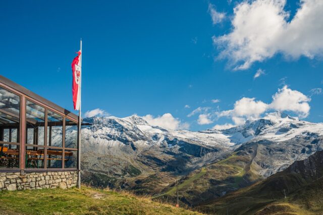 Der Blick auf den Hintertuxer Gletscher ist zu jeder Jahreszeit ein Erlebnis. - (c) Markus_KF auf Pixabay.com