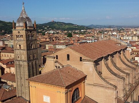 Bologna Stadtplan mit Sehenswürdigkeiten auf Planative.net - (c) Bild von Uwe Beisel auf Pixabay