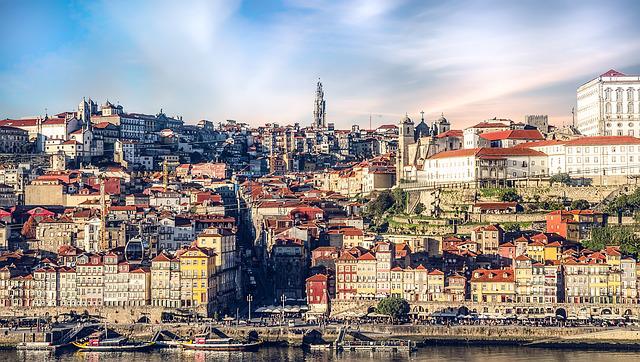 Gratis Porto Stadtplan zum Download auf planative.net - Bild von Nuno Lopes auf pixabay.com