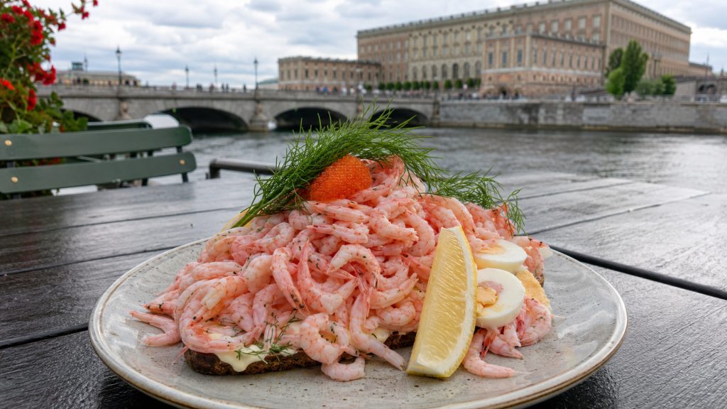 Räkmacka in Stockholm: Wo du sie essen musst